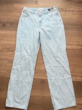 NWT Abercrombie Curve Love The Loose High Rise Jeans - extra long